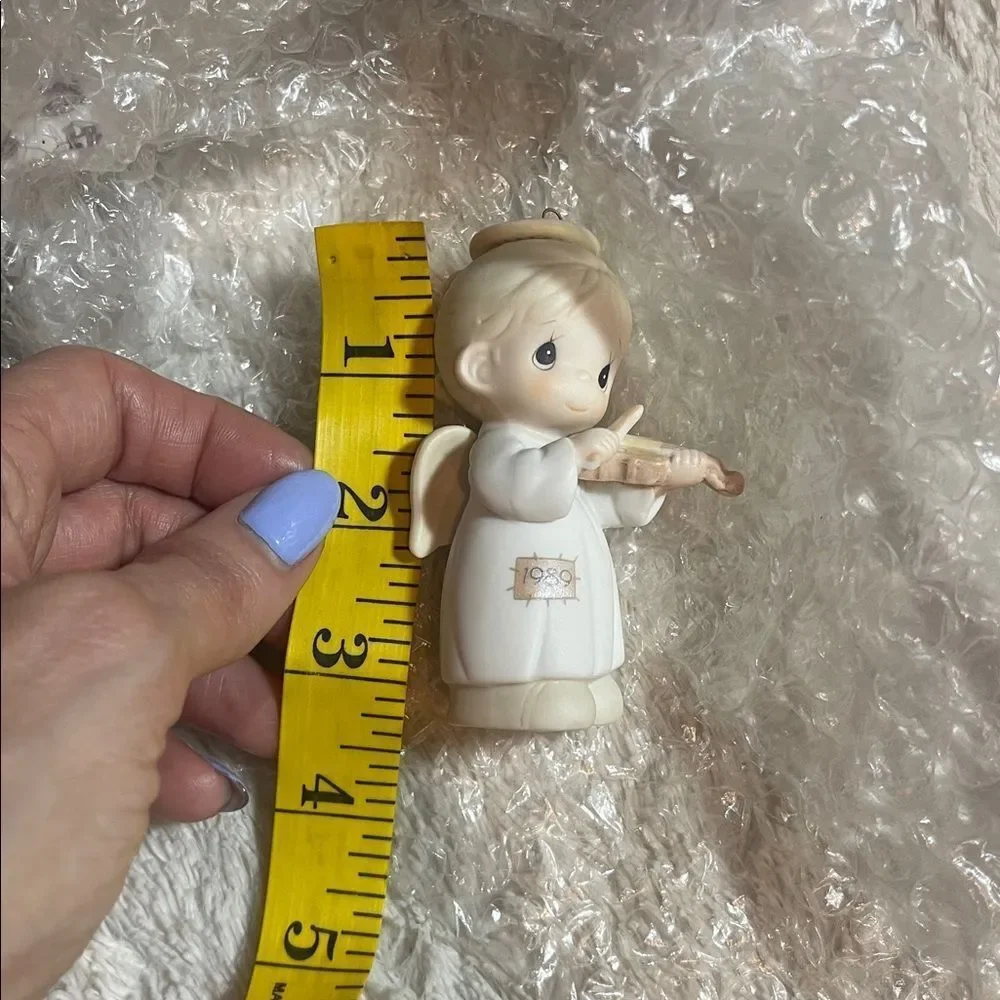 Precious moments oh holy night, 1989 Porcelain Angel ornamentwith Harp